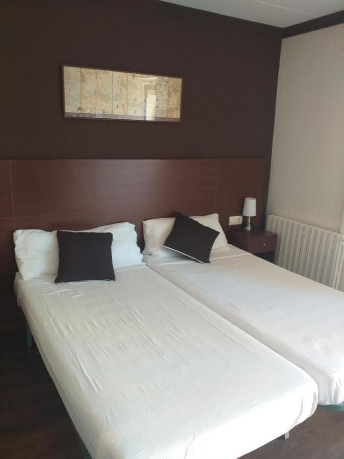 Amer Hostal Sant Marcal מראה חיצוני תמונה